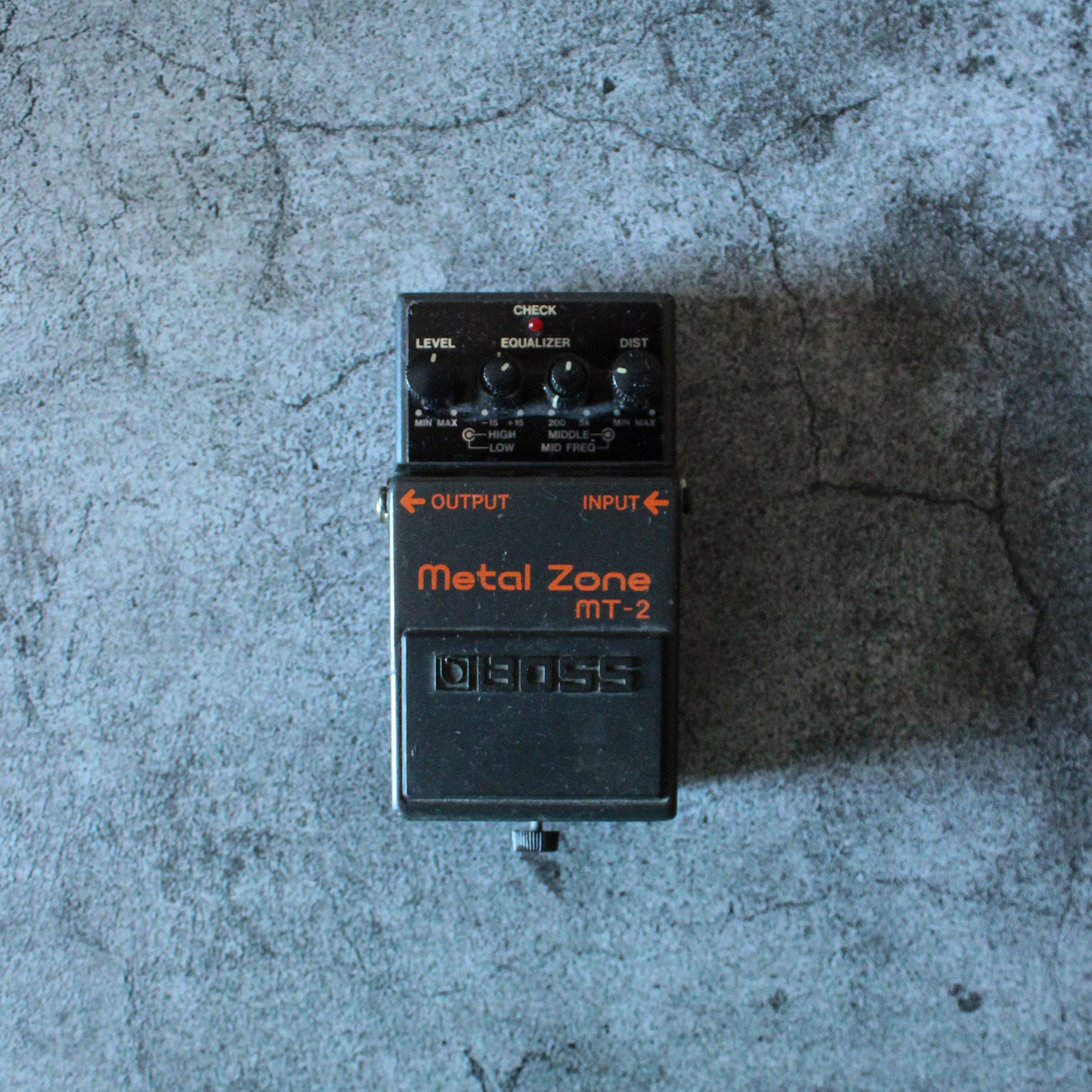 mt 2 pedal Boss Metal Zone MT-2 August 2000 – Vintage Gotham